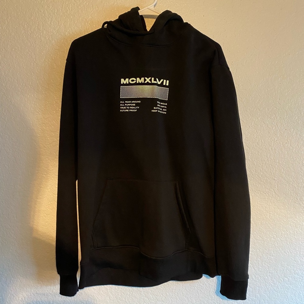 H&M Regular Fit Hoodie (Size XL)